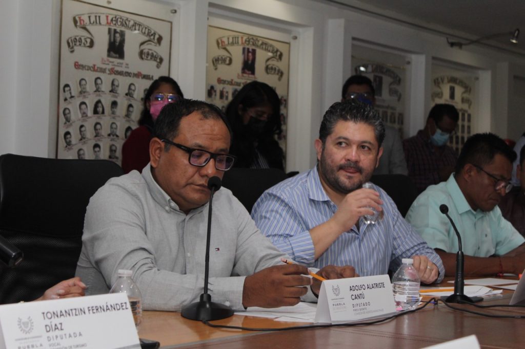 Aprueban en Comisión del Congreso, exhorto para impulsar la Feria Nacional del Chile Poblano