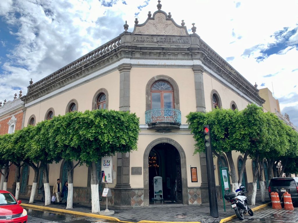Revitaliza Ayuntamiento de Tlaxcala las primeras 130 fachadas del Centro Histórico