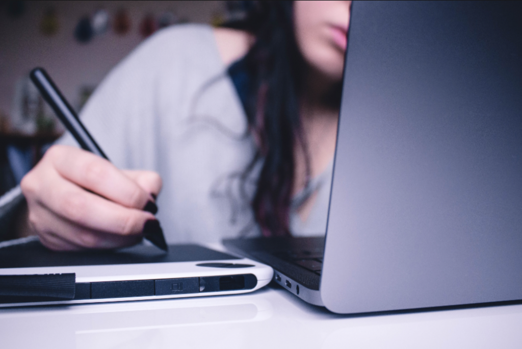 Empleados felices disparan hasta 80% de la productividad en las empresas