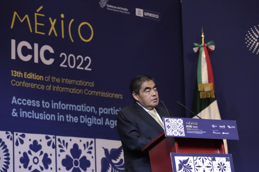 En Puebla se respeta el derecho a la información pública: Miguel Barbosa