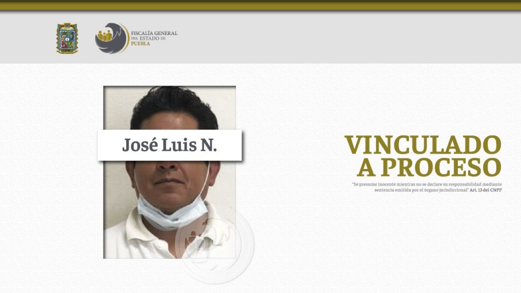 Atacó a sus propias hijas de 8 y 10 años