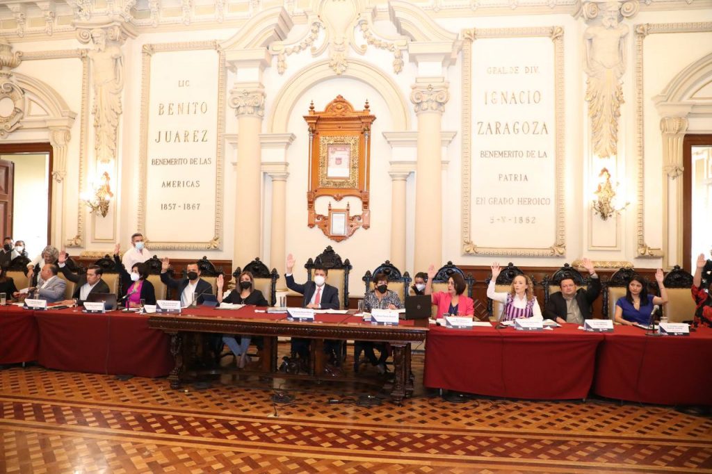 Video desde Puebla: Ayuntamiento inicia concesiones de espacios publicitarios y de recolección y manejo de residuos