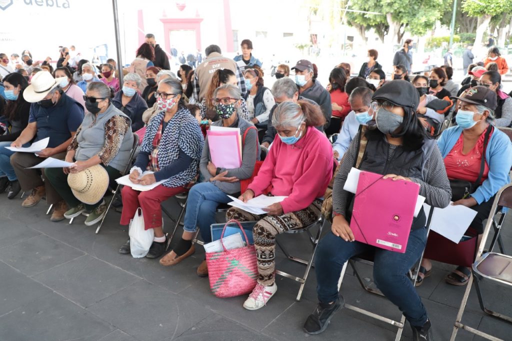 En San Jerónimo Caleras, SEDIF atiende necesidades alimentarias de madres poblanas