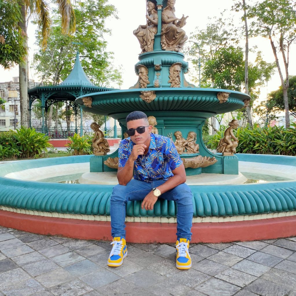 “Perrea Triste” es el nuevo sencillo del cantante venezolano ARK Thiago