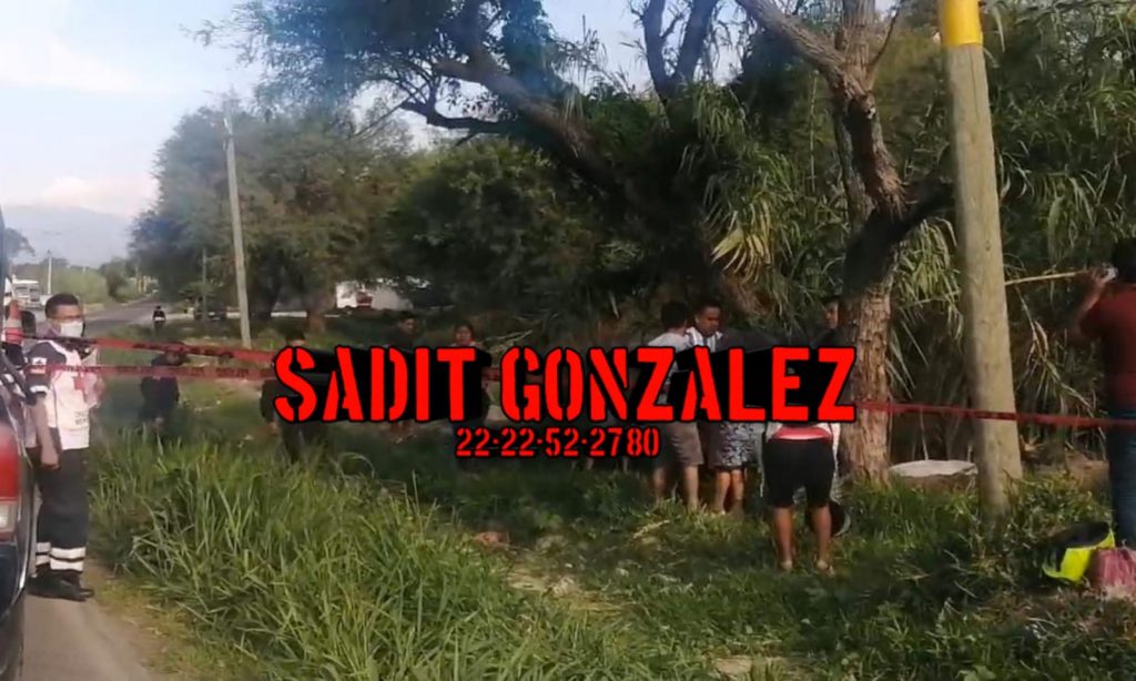 Fotonota: Un hombre muere al perder el control de su cuatrimoto en Tehuacán