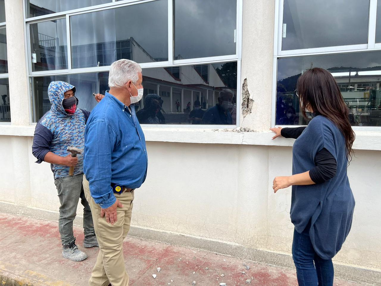 Desde Teziutlán: Centro Escolar presidente Manuel Ávila Camacho presenta graves daños estructurales en muros y columnas