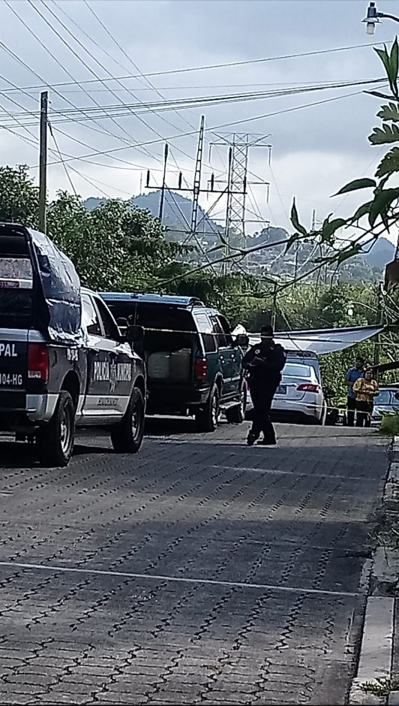 Aseguran unidad con huachicol en Huauchinango