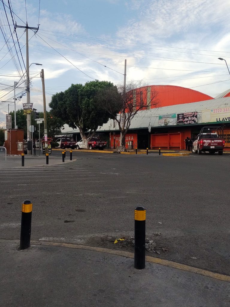 Fotonota: Realizan operativo en el Mercado Morelos