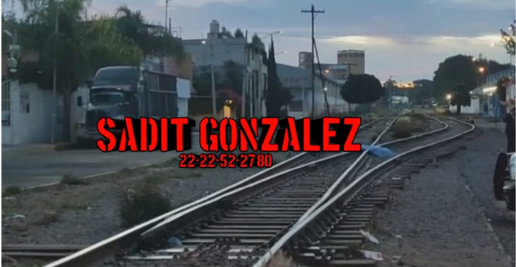 Video desde Puebla: Muere hombre arrollado por el tren en San Felipe Hueyotlipan