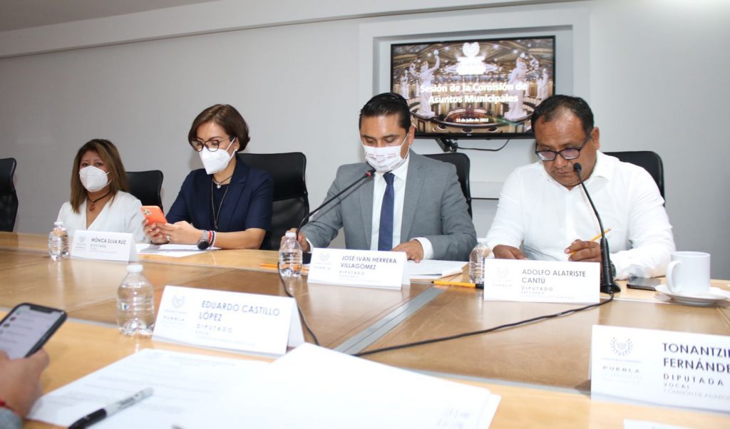 Aprueban en Comisión de la LXI Legislatura reformas a la Ley Orgánica Municipal