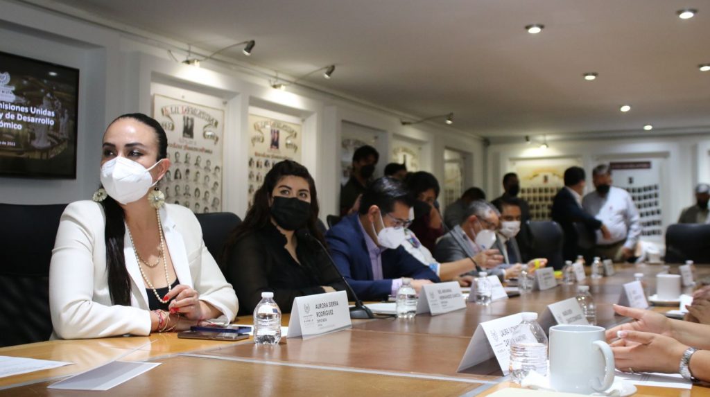 Promoverán la educación e inclusión financiera en los jóvenes; aprueban Comisiones del Congreso