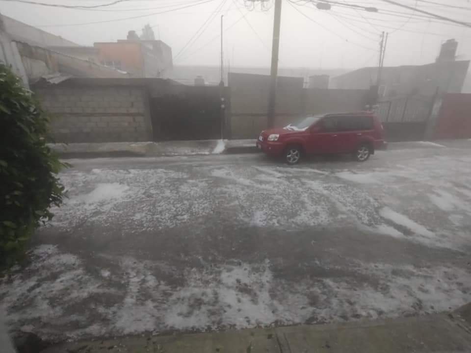 Fotonota: Lluvia con granizo en San Jerónimo Caleras