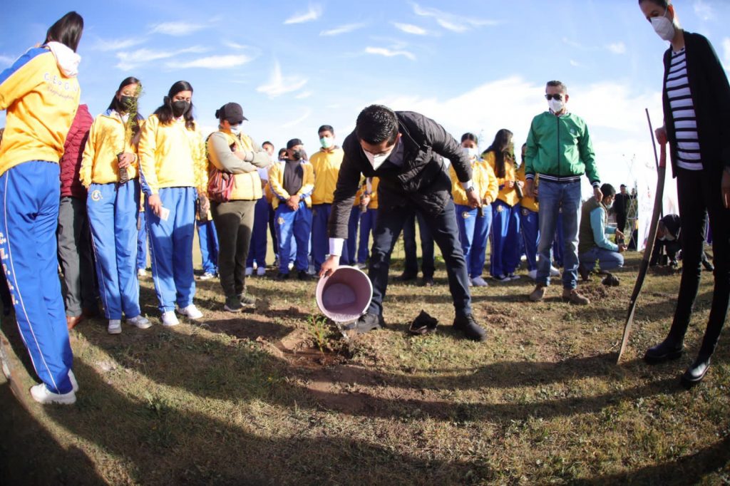Secretario de Educación Pública, Melitón Lozano, realiza gira por Chignahuapan en Martes Ciudadano
