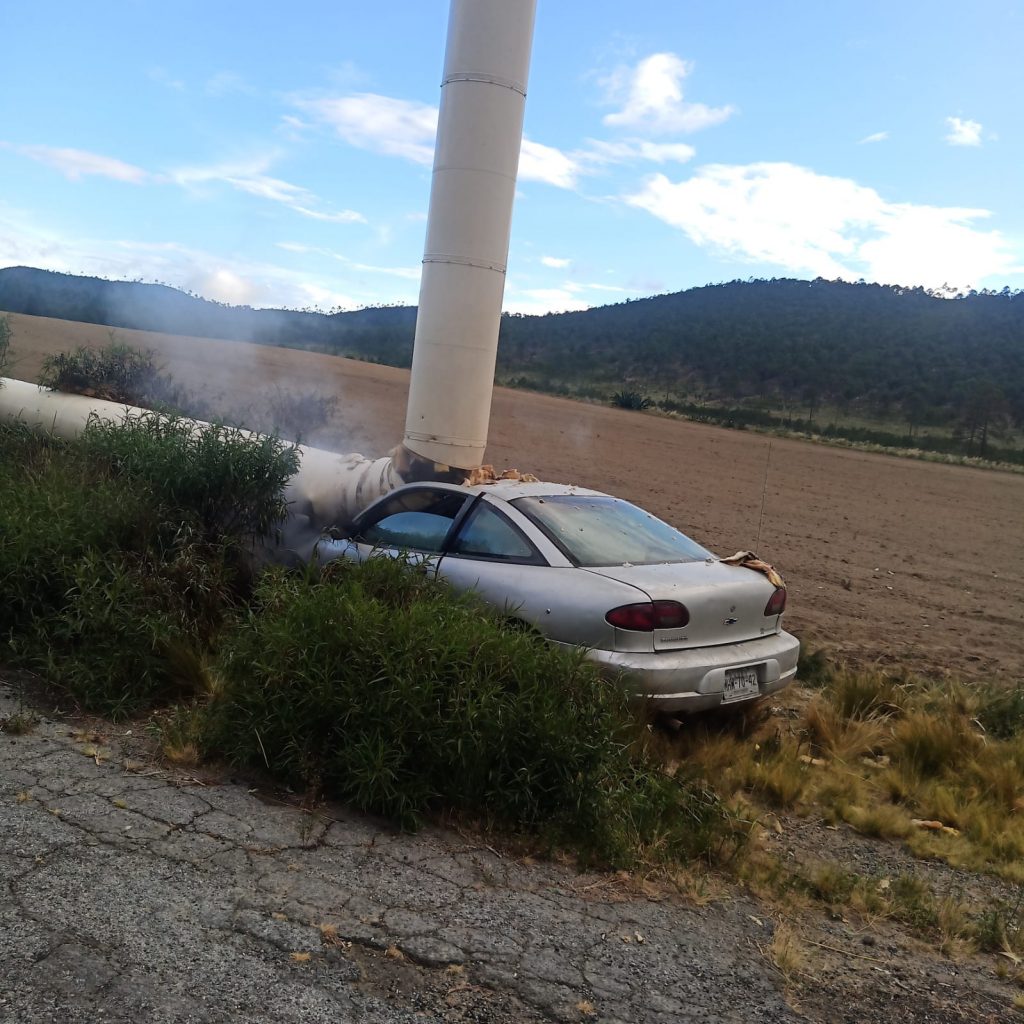 Cinco heridos, saldo de choque en termoeléctrica de Chignautla