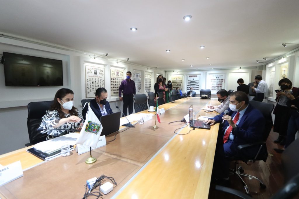 Acerca Comisión de la LXI Legislatura información sobre economía a migrantes que radican en EE. UU.