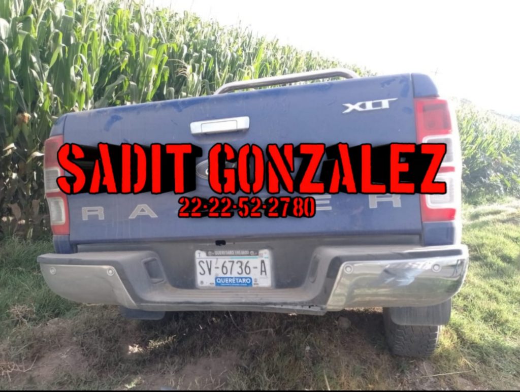 Choque frontal entre camioneta y motocicleta deja dos muertos en Tecamachalco