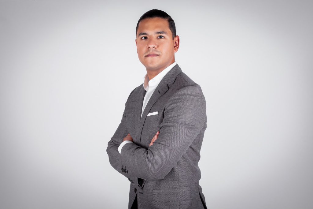 -El productor y compositor Lenín Pérez a la conquista de la música en Latinoamérica.