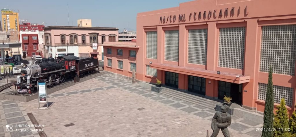 Expo Aves en el Museo Del Ferrocarril