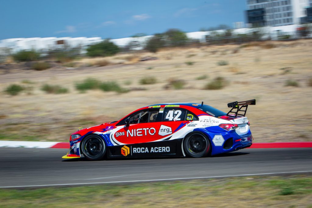 Nieto y Camarillo a la caza de Garciarce y de Alba en la GTM Pro 1 de Súper Copa