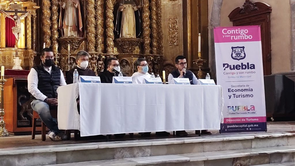 Video desde Puebla: Anuncian evento religioso en Santo Domingo