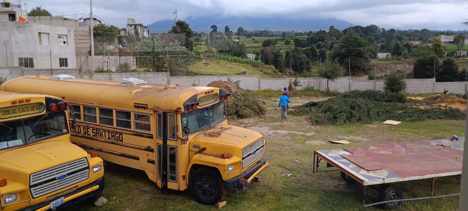 Padres de familia denuncian supuesto ecocidio al interior del Centro Escolar en San Miguel Canoa