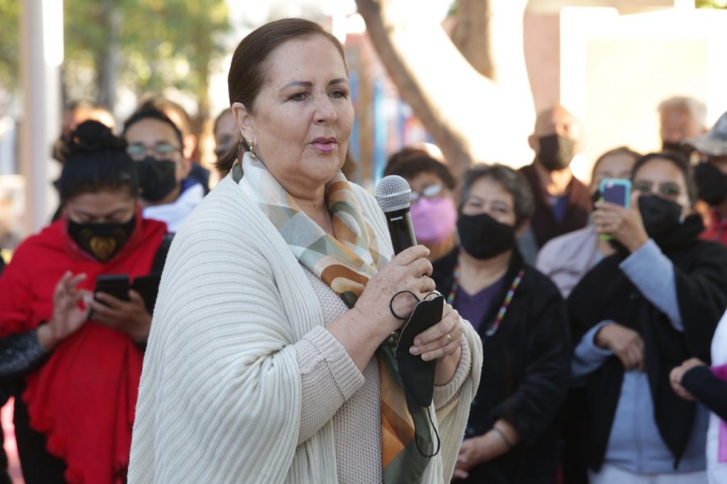 “En una canasta de pan hay hasta hojaldras”: Ana Teresa Aranda