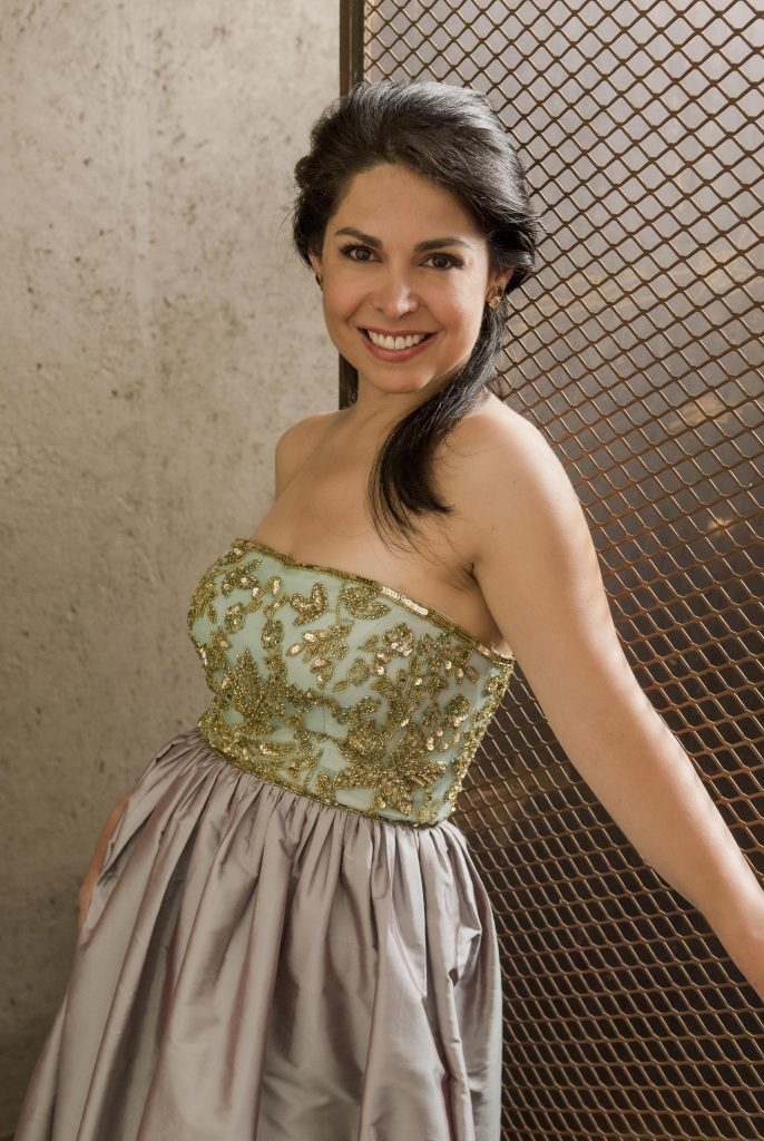 Soprano poblana debuta en la Ópera Estatal de Viena