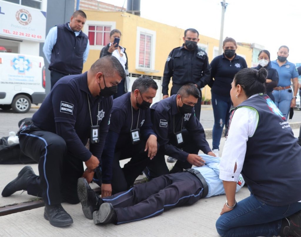 Capacitan a elementos de Seguridad Pública en San Pedro Cholula