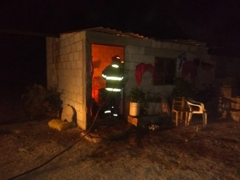 Fuga de gas provoca explosión en Xochitlán y un hombre lesionado