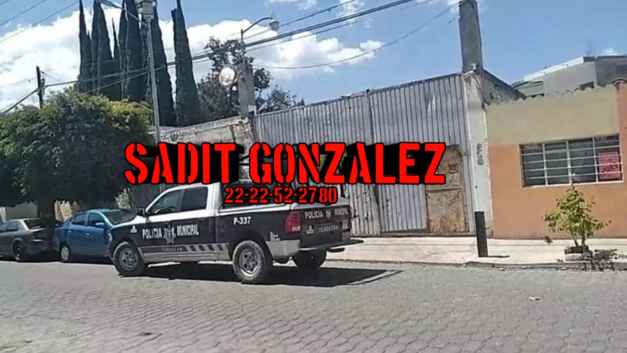 Muere hombre aplastado por un camión dentro de lavandería en Tehuacán