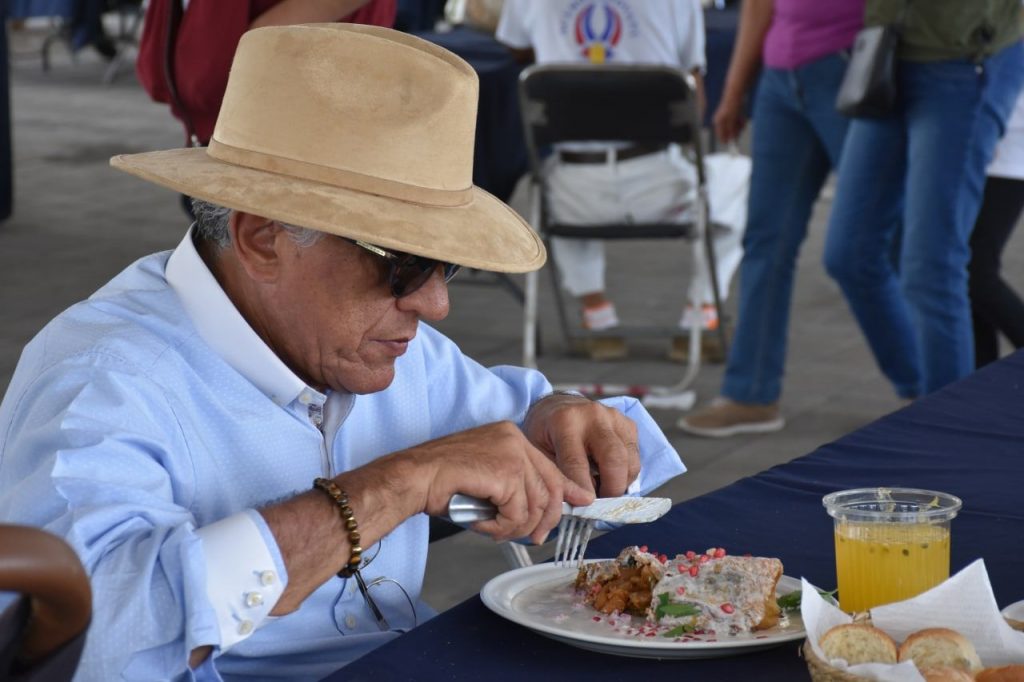 Feria del Chile en Nogada en San Pedro Cholula