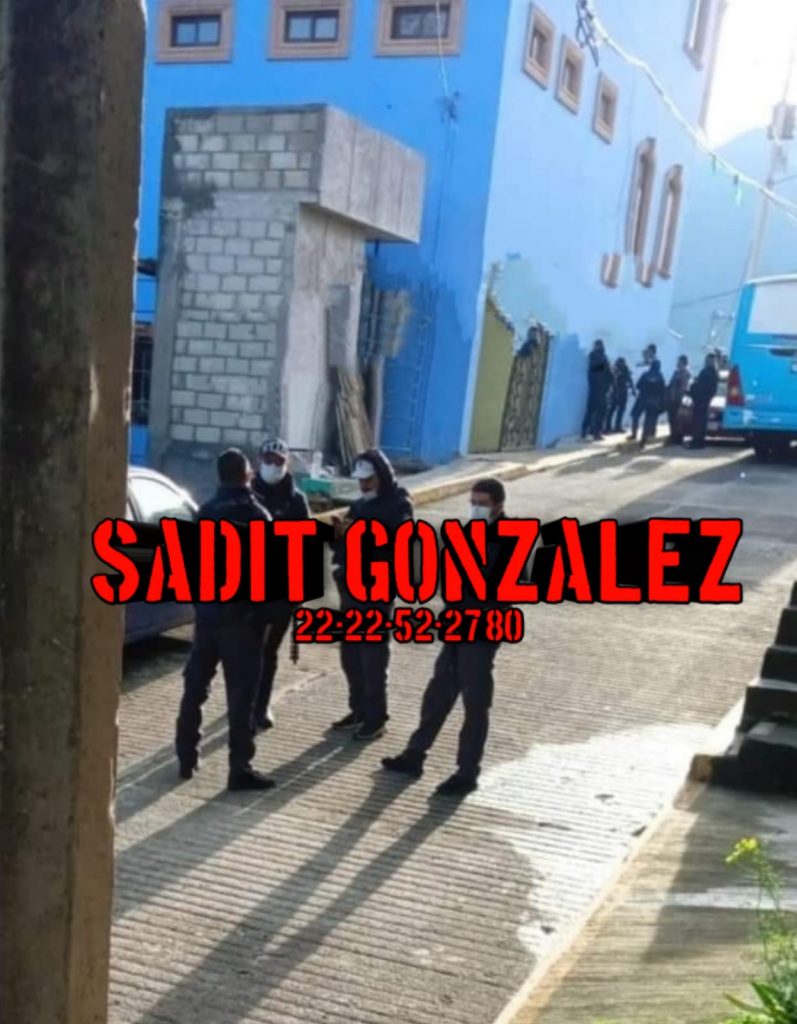 Retienen a todos los policías municipales de Quimixtlán