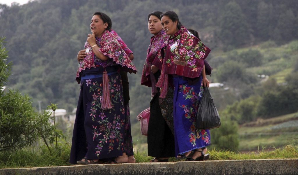 En México existen 23.2 millones de personas de tres años y más que se autoidentifican como indígenas