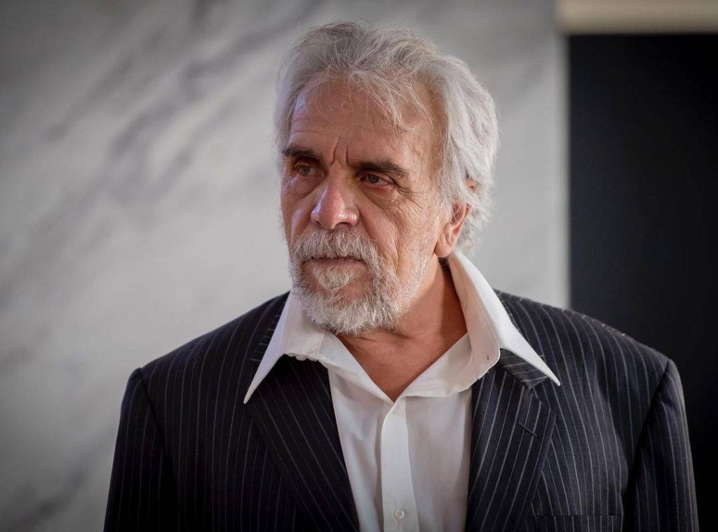 José Elías Moreno platica de su personaje Santino en “La Madrastra”