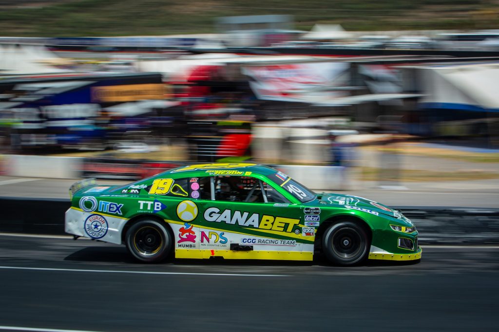 Rodrigo Rejón, por el triunfo de Nascar Challenge en Nuevo León para el GGG Racing Team