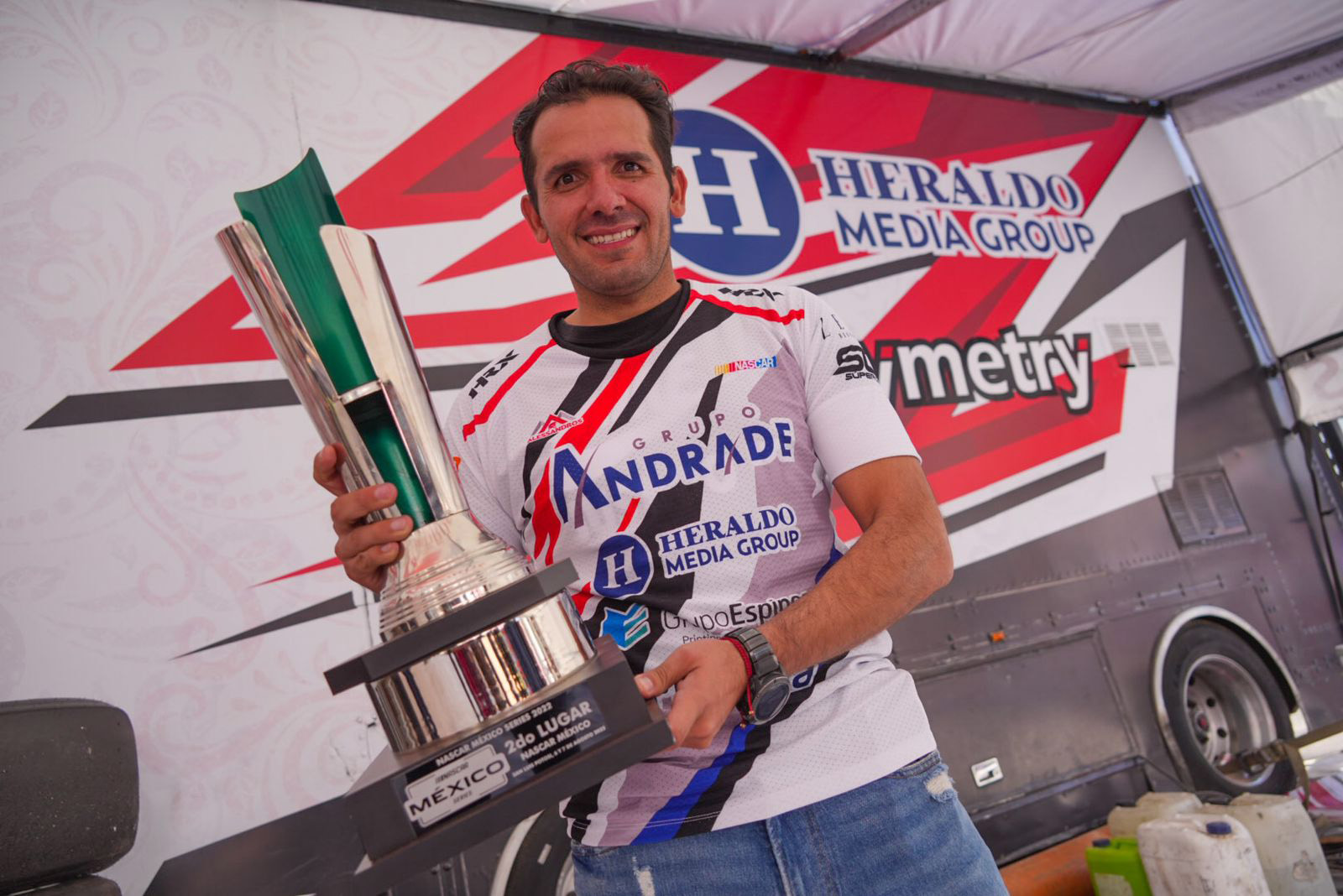 Rubén Rovelo, le dio el primer podio de NASCAR México 2022 a Alessandros Racing