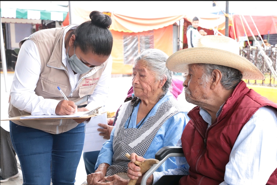 “Martes Ciudadano”: Atiende SEDIF a población vulnerable de San Nicolás de los Ranchos