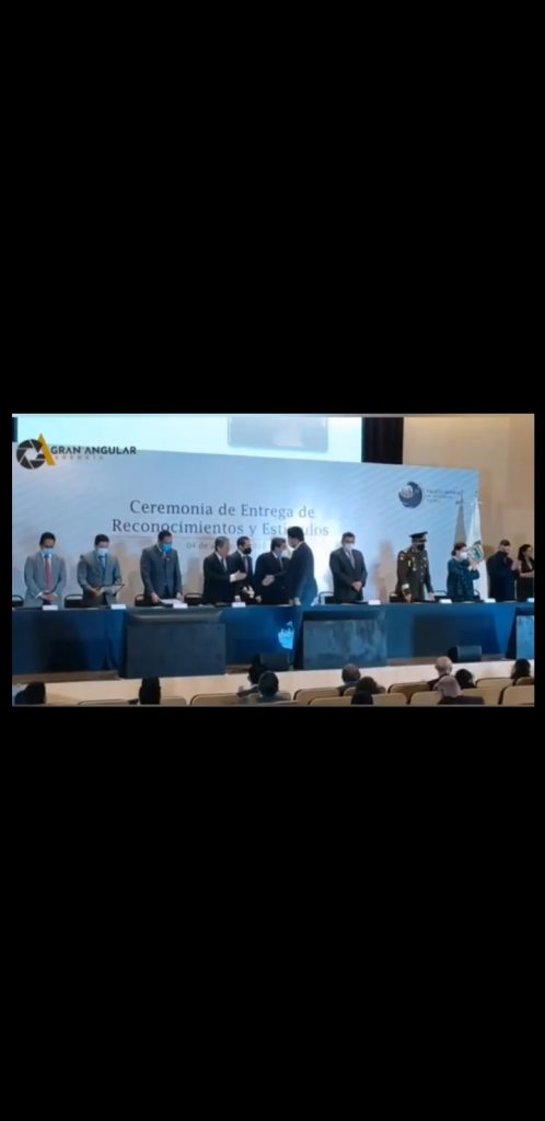 Video desde Puebla: Miguel Barbosa entrega estímulos a personal de la FGE