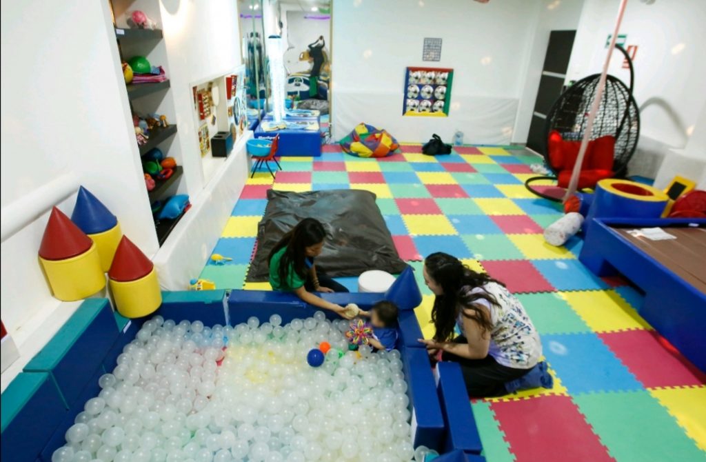 Brinda SEDIF servicios de rehabilitación en Centro Integral Infantil