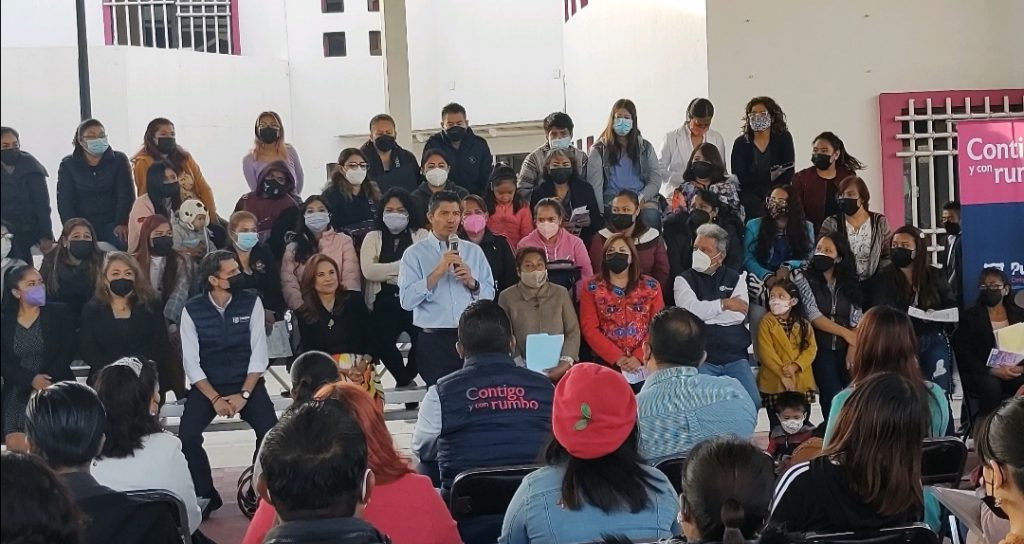 Casetas que no vendan revistas y periódicos serán retiradas: Rivera Pérez