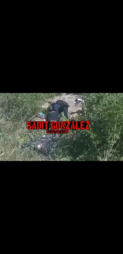 Se reportan graves motociclistas tras accidente en Azumbilla