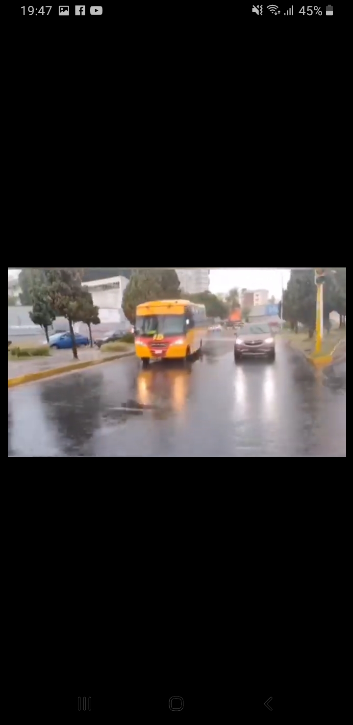 Video desde Puebla: Lluvias provocan encharcamientos en diversas calles