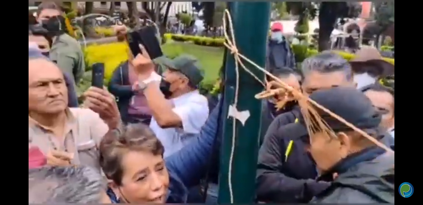 Video desde Puebla: Seguidores de Abelardo Cuéllar se enfrentan con trabajadores del ayuntamiento