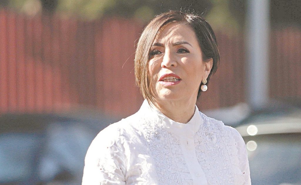 Cambian medida cautelar a Rosario Robles; prevén que salga de cárcel de Santa Martha esta noche