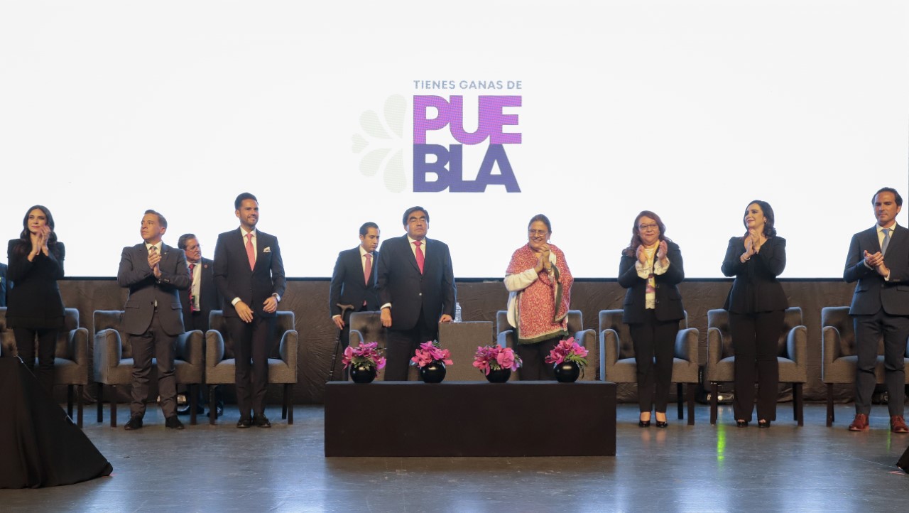 En Puebla generamos condiciones para apoyar a emprendedores y abatir la desigualdad: Miguel Barbosa