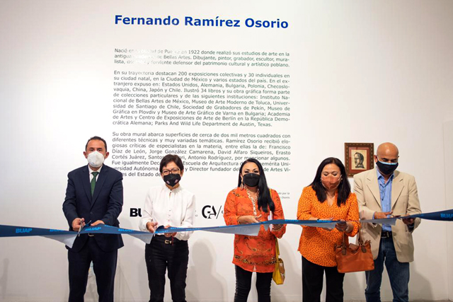 Inaugura la Rectora Lilia Cedillo Ramírez la exposición “Huellas en el Tiempo”