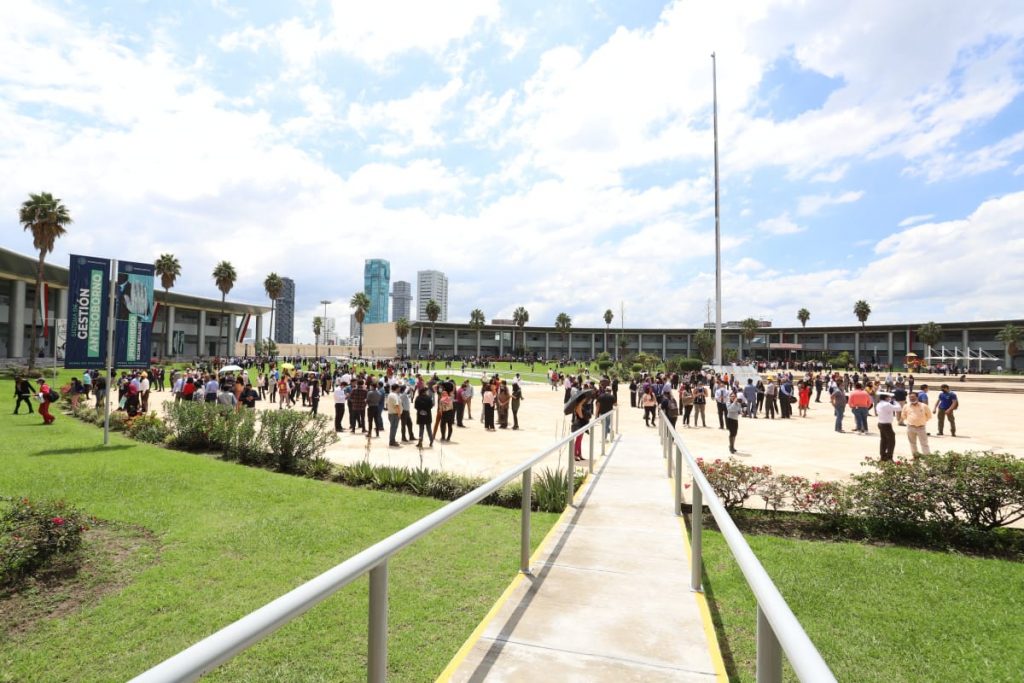 Evacúa poder judicial instalaciones por simulacro y sismo real