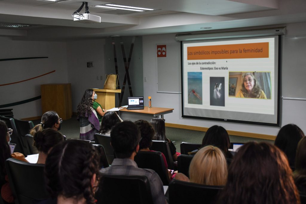 Cátedra de Estudios de Género de la UDLAP reflexiona sobre la cosificación de lo femenino