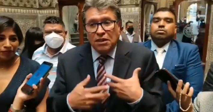 Video desde Puebla: Ricardo Monreal y Miguel Mancera, en el Congreso local
