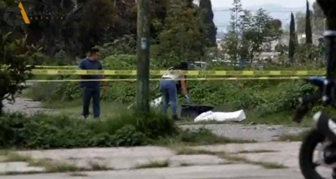 Video desde Puebla: Hallan hombre enmaletado en la colonia Naciones Unidas